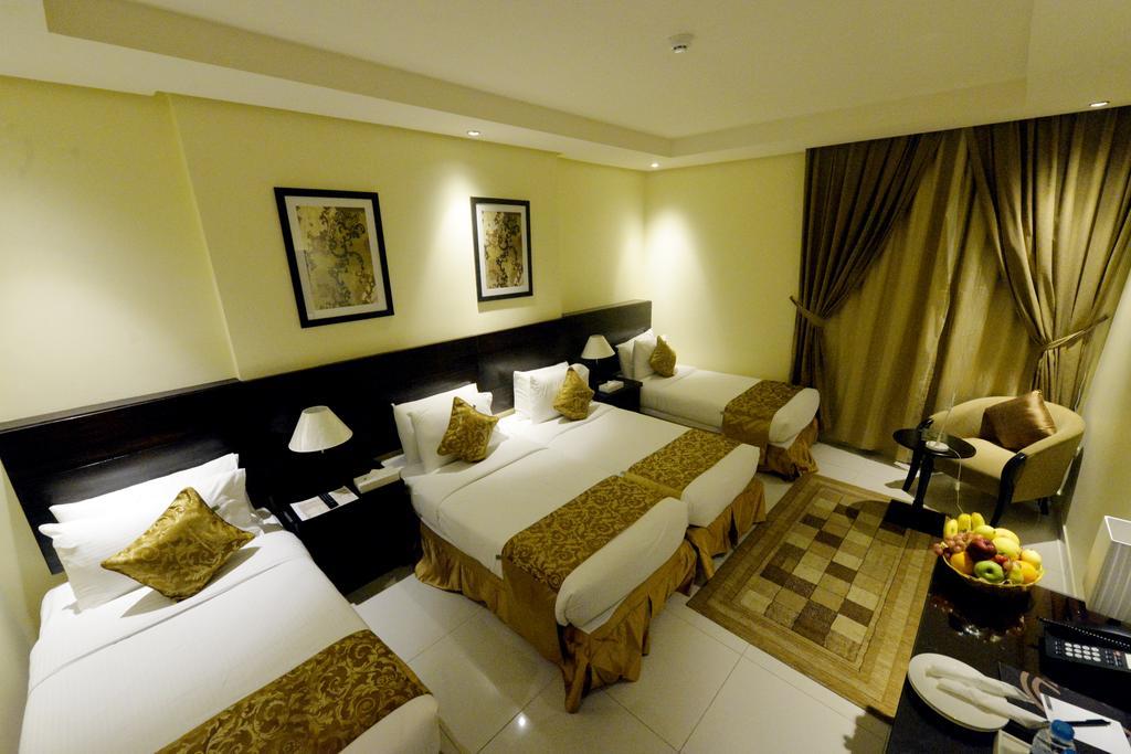 Drnef Hotel La Meca Habitación foto